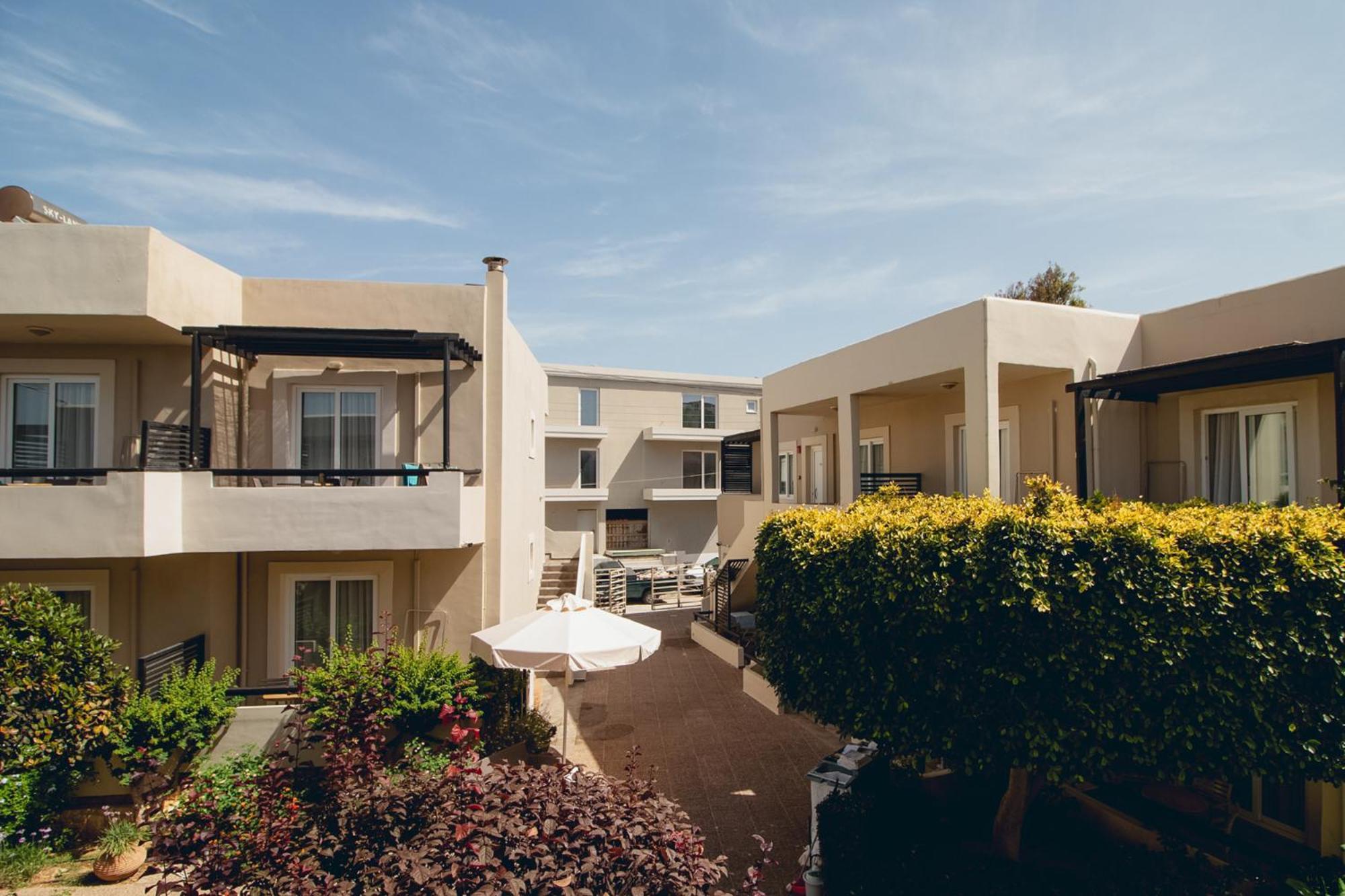 Hotel de apartamente Corinna Mare