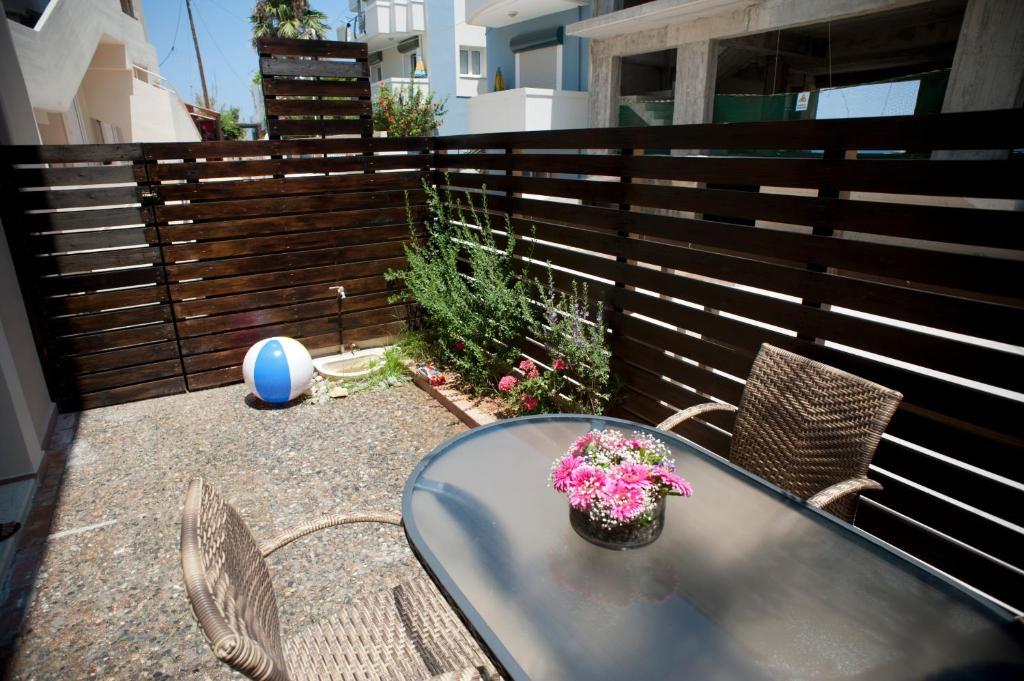 Hotel de apartamente Corinna Mare 3*