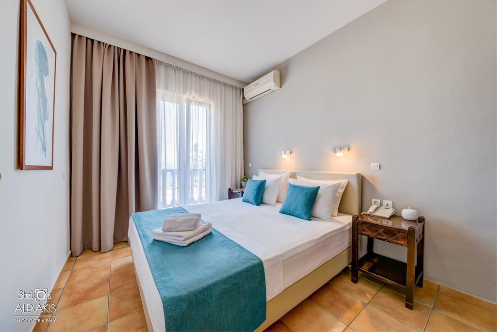Hotel de apartamente Corinna Mare Chania (Crete)