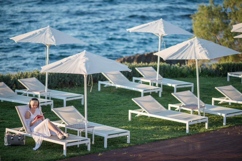 Hotel de apartamente Corinna Mare 3*
